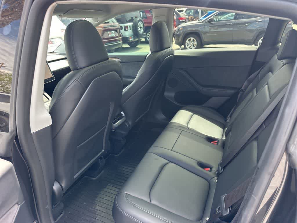 Used 2024 Tesla Model Y Performance AWD/4WD image 9