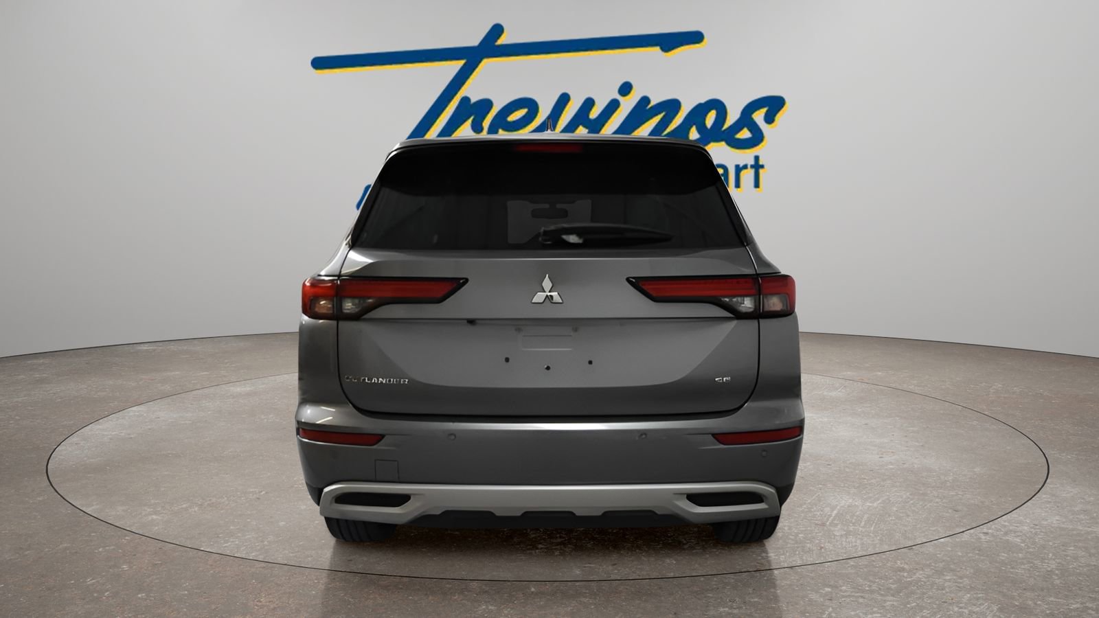 Used 2024 Mitsubishi Outlander SE image 10