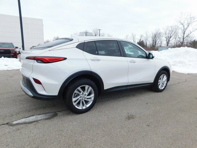 Used 2024 Buick Envista Preferred w/ Convenience I Package image 3