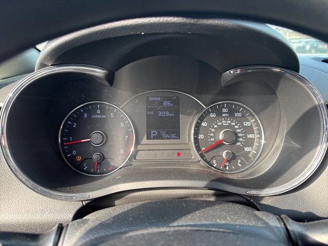 Used 2016 Kia Forte LX image 9