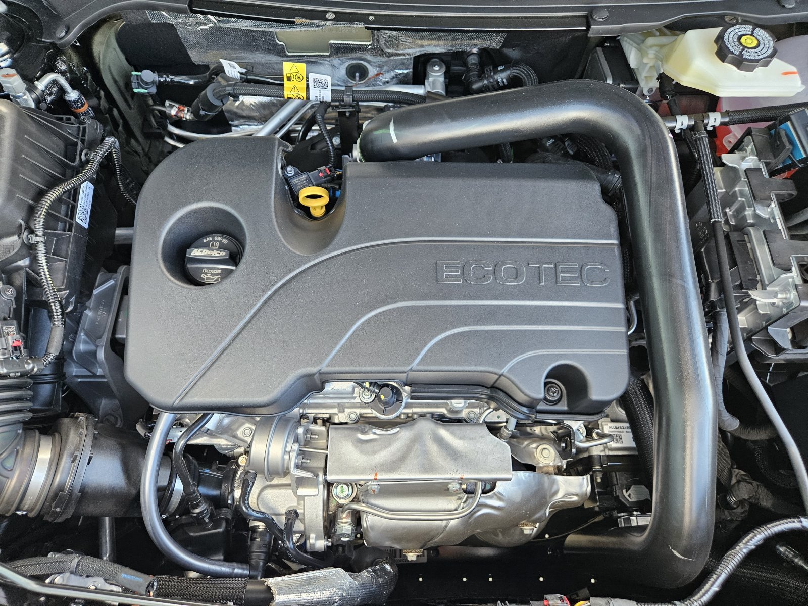 New 2027 Chevrolet Equinox LT w/ Safety and Technology Package FWD image 26