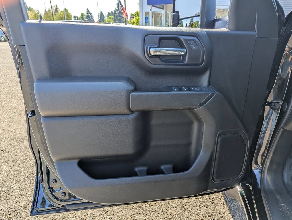 Used 2022 Chevrolet Silverado 1500 W/T w/ WT Value Package AWD/4WD image 10