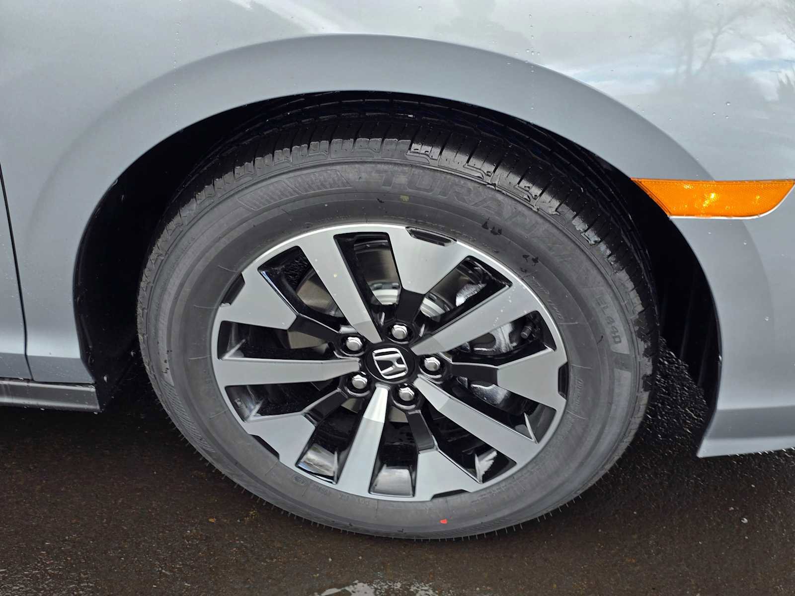 New 2026 Honda Odyssey EX-L image 9