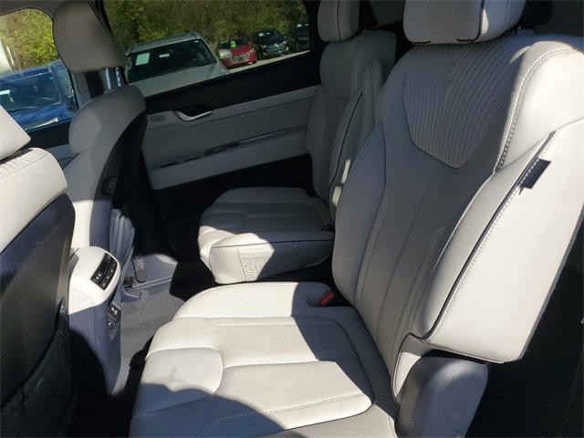 Used 2024 Hyundai Palisade Calligraphy image 28