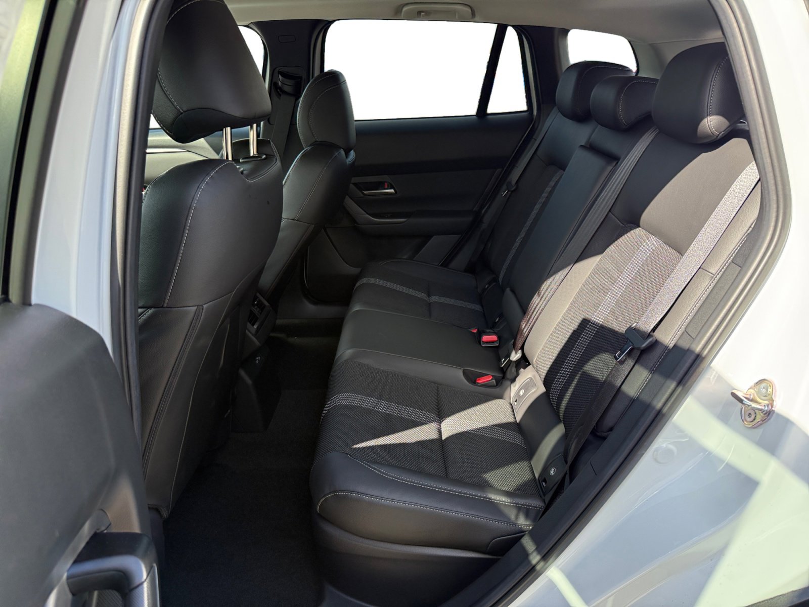 New 2026 MAZDA CX-50 2.5 Hybrid w/ Preferred Pkg image 16