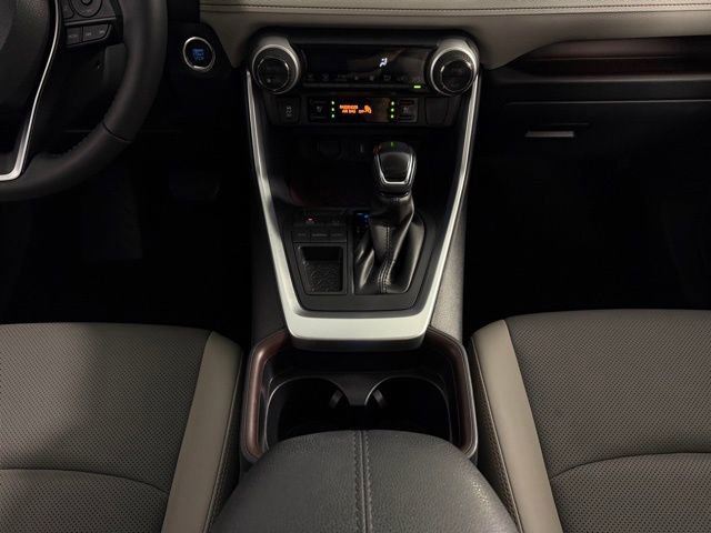 Used 2020 Toyota RAV4 Limited w/ Limited Grade Weather Package image 22