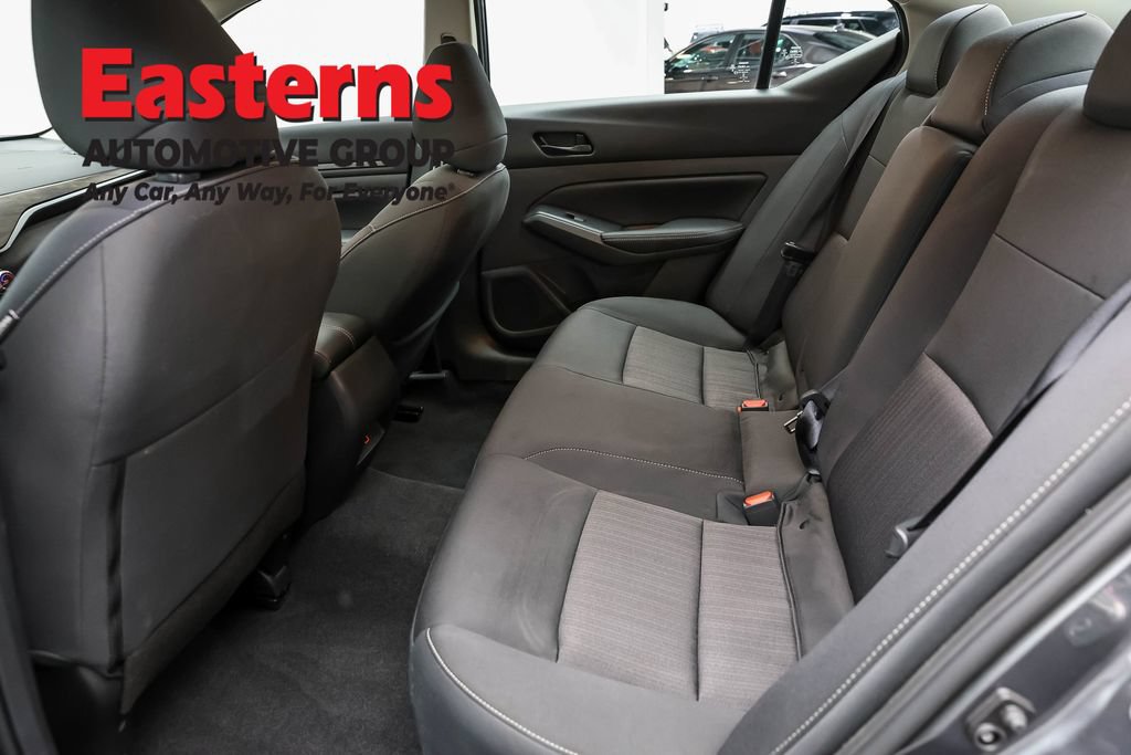 Used 2024 Nissan Altima 2.5 SV w/ SV Premium Package AWD/4WD image 21