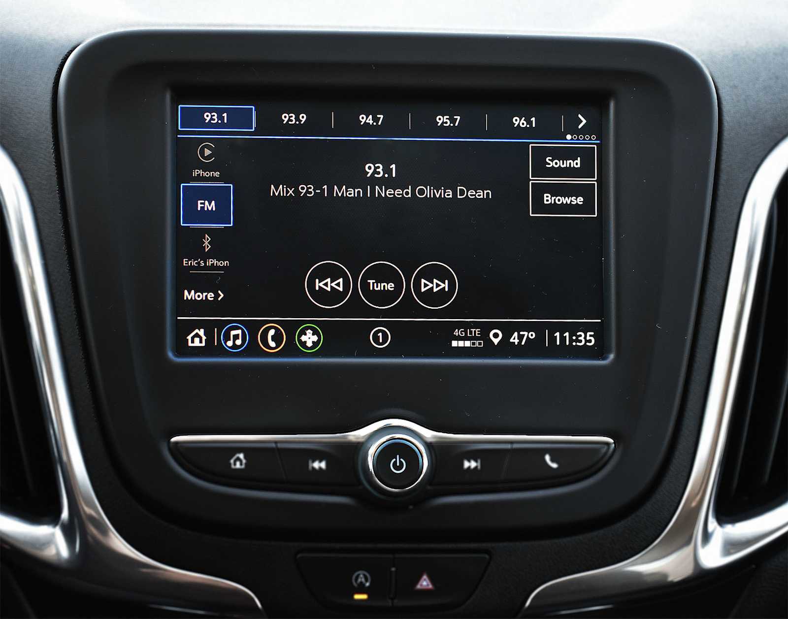 Used 2024 Chevrolet Equinox LT image 16