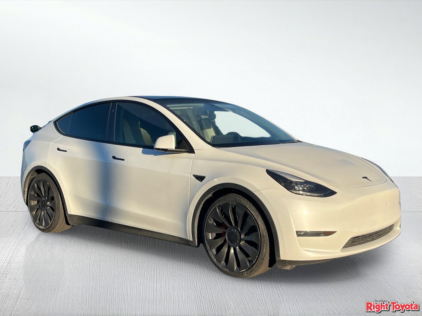 Used 2023 Tesla Model Y Performance AWD/4WD image 5