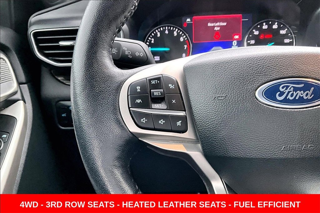 Used 2023 Ford Explorer Limited image 11