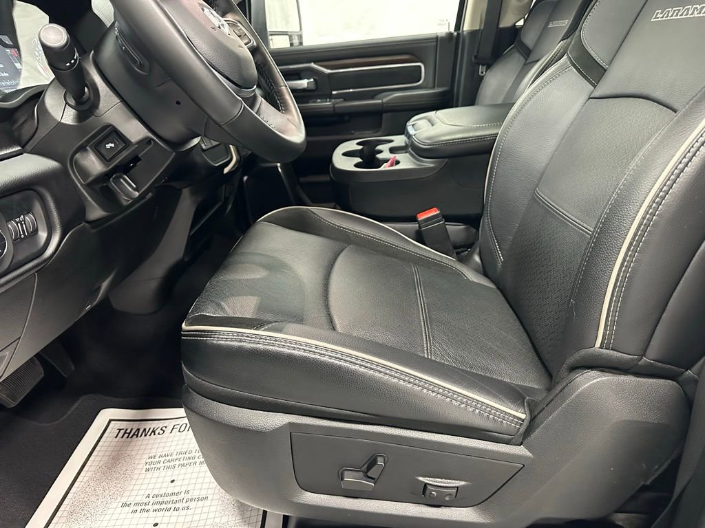 Used 2024 RAM 3500 Laramie image 13