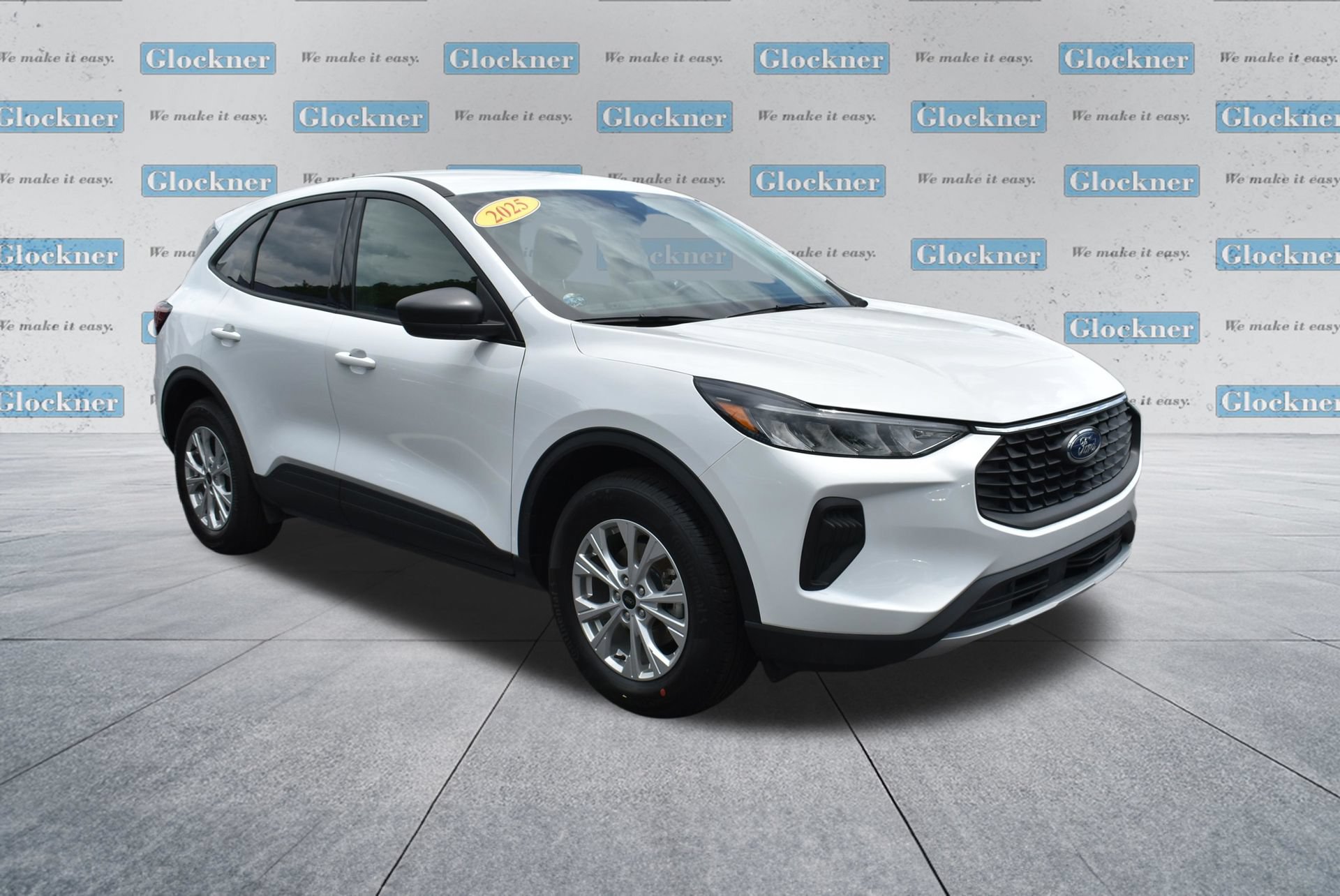 Used 2025 Ford Escape Active AWD/4WD image 3