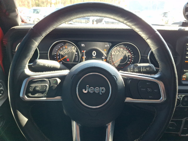 Used 2019 Jeep Wrangler Unlimited Sahara w/ Uconnect 4C Nav & Sound Group AWD/4WD image 19
