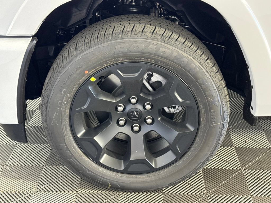 New 2027 RAM 1500 4x4 Crew Cab image 13