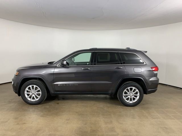 Used 2021 Jeep Grand Cherokee Laredo w/ Security & Convenience Group image 16