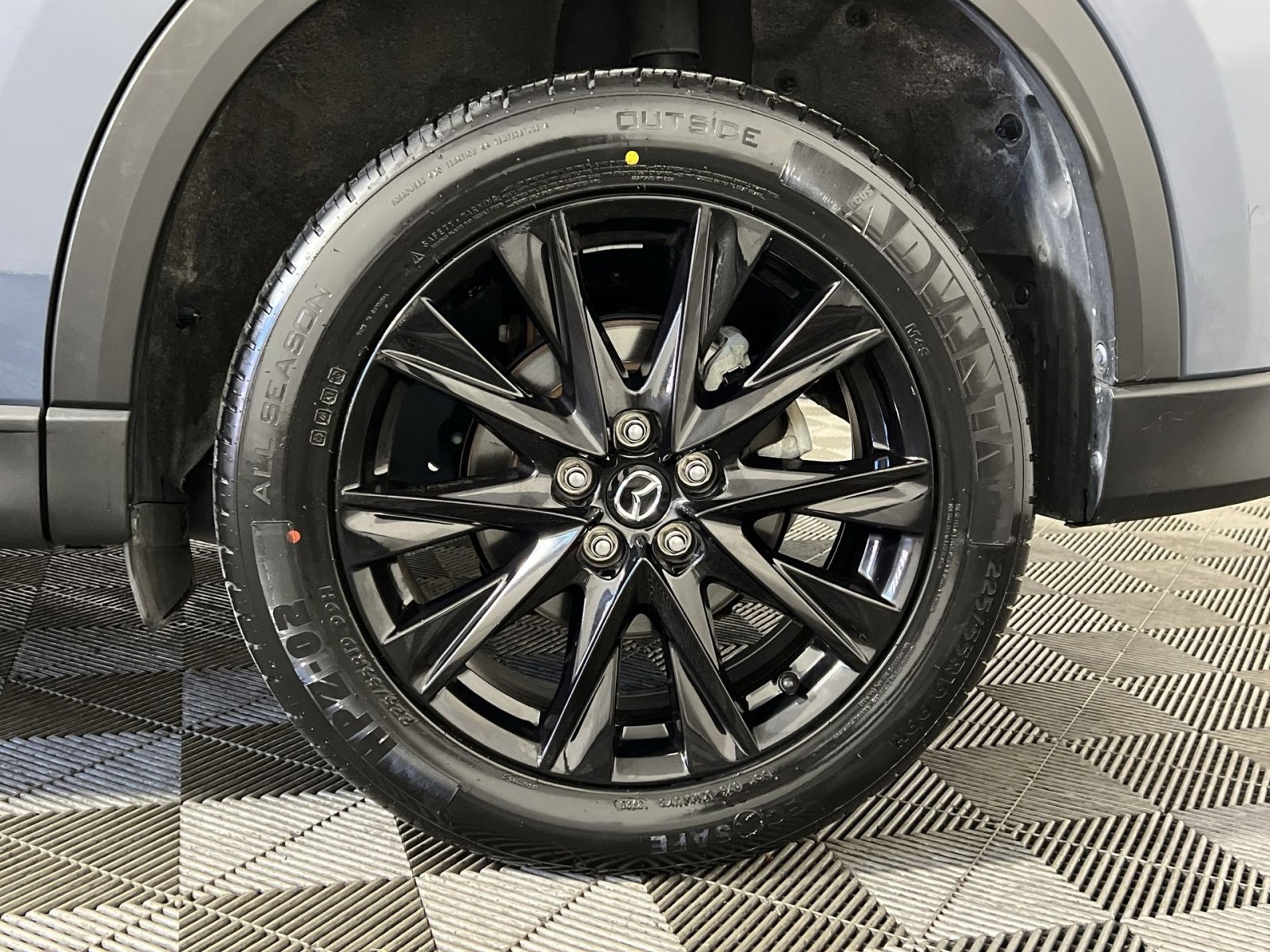 Used 2023 MAZDA CX-5 Carbon Edition image 12