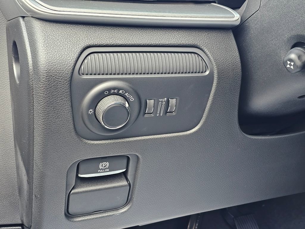 New 2026 Jeep Grand Wagoneer 4WD image 14