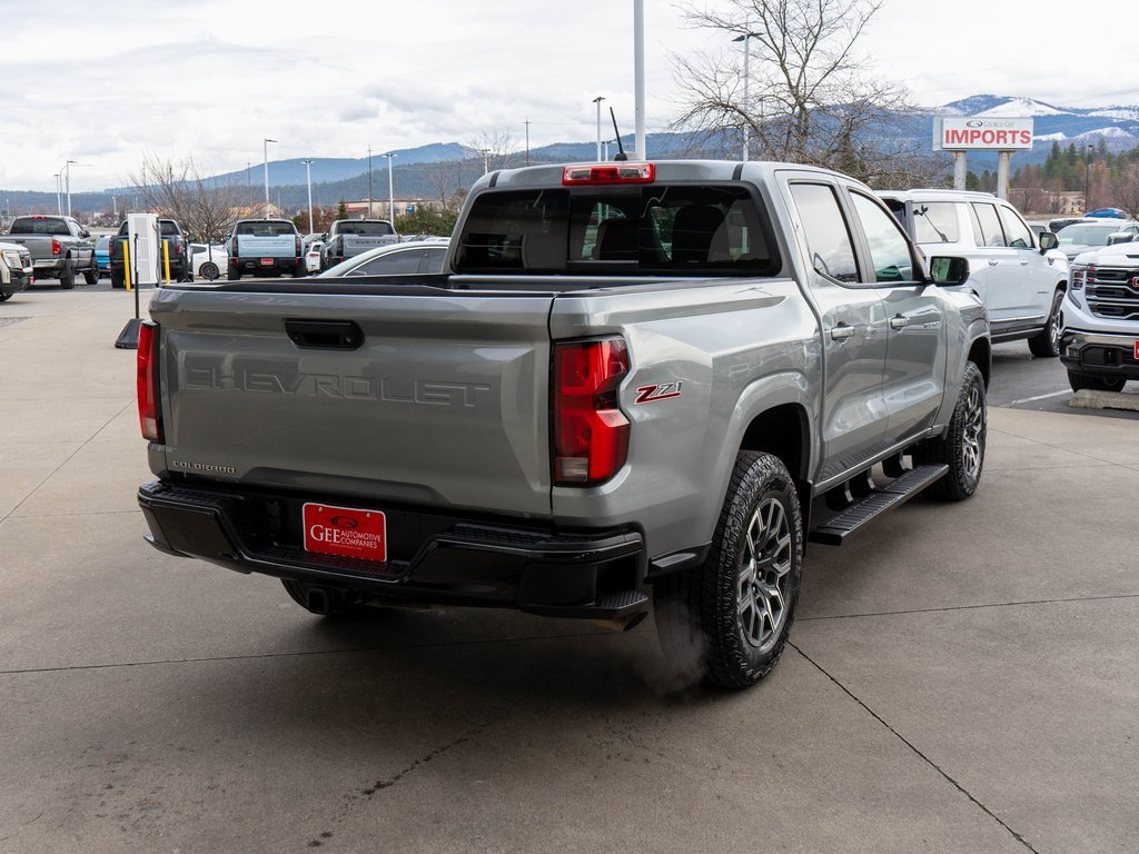 Used 2024 Chevrolet Colorado Z71 image 7