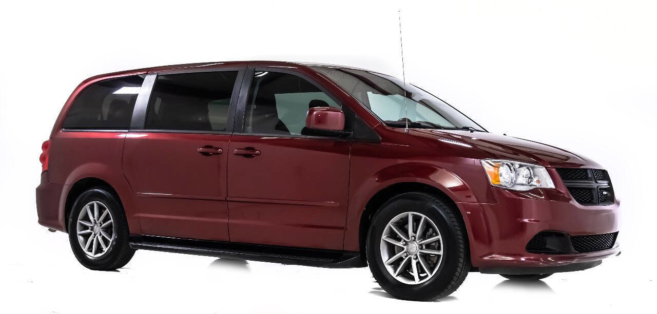Used 2015 Dodge Grand Caravan SE