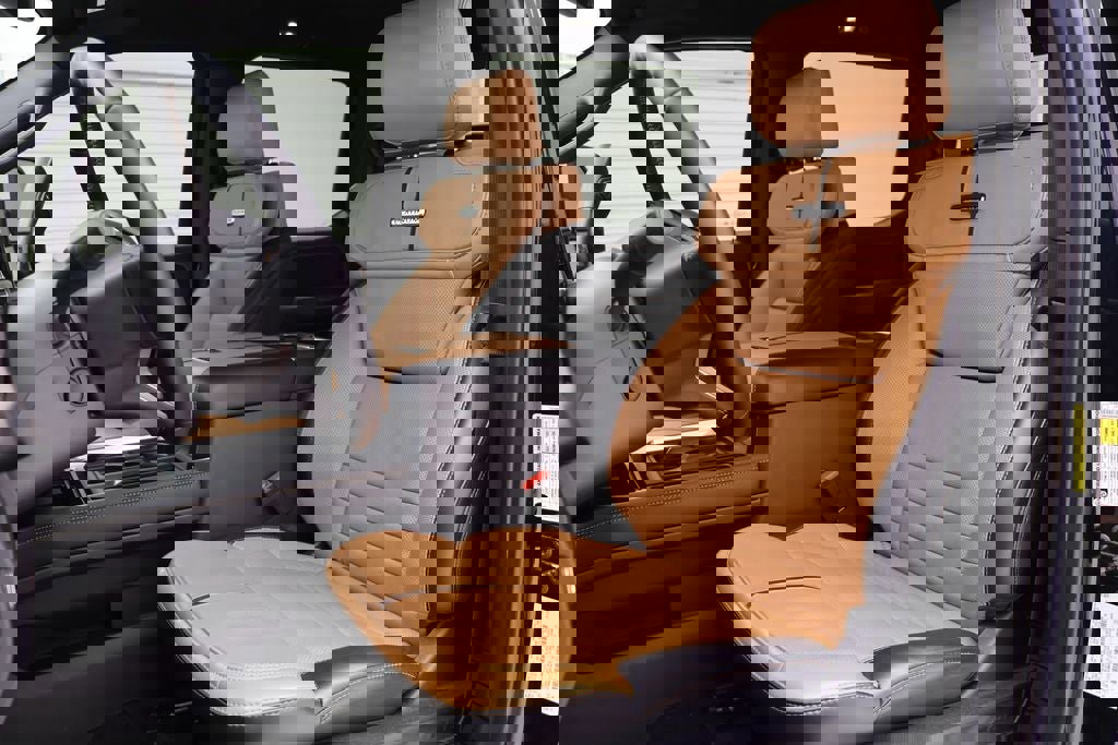 Used 2024 Ford F450 Platinum image 28