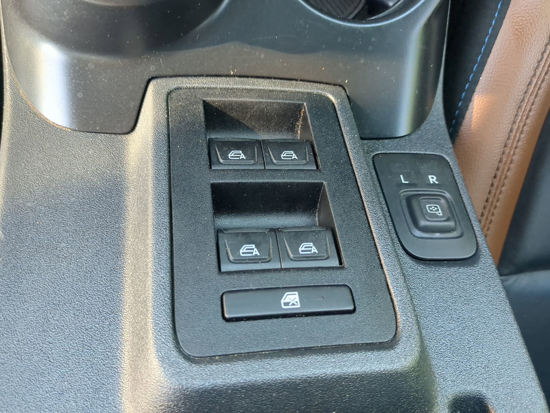 Certified 2024 Ford Bronco Outer Banks AWD/4WD image 48