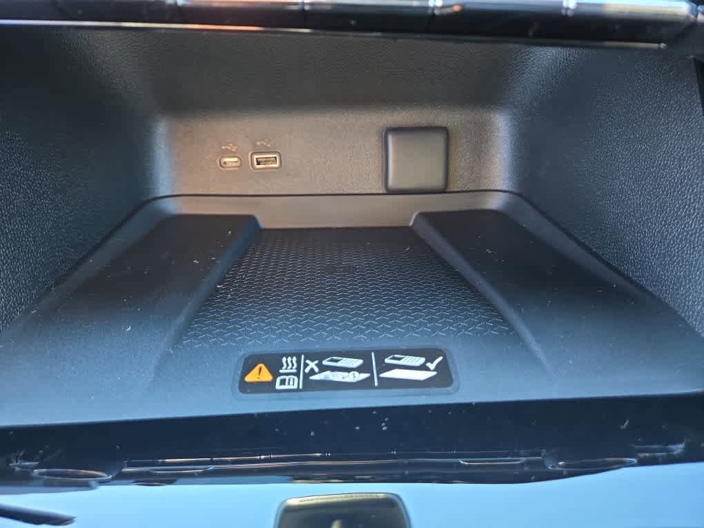 New 2026 Chevrolet Traverse RS image 23