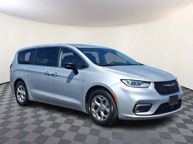 Used 2024 Chrysler Pacifica Limited FWD image 1