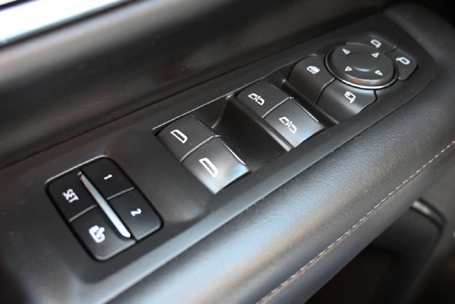 Used 2022 Chevrolet Tahoe High Country AWD/4WD image 43