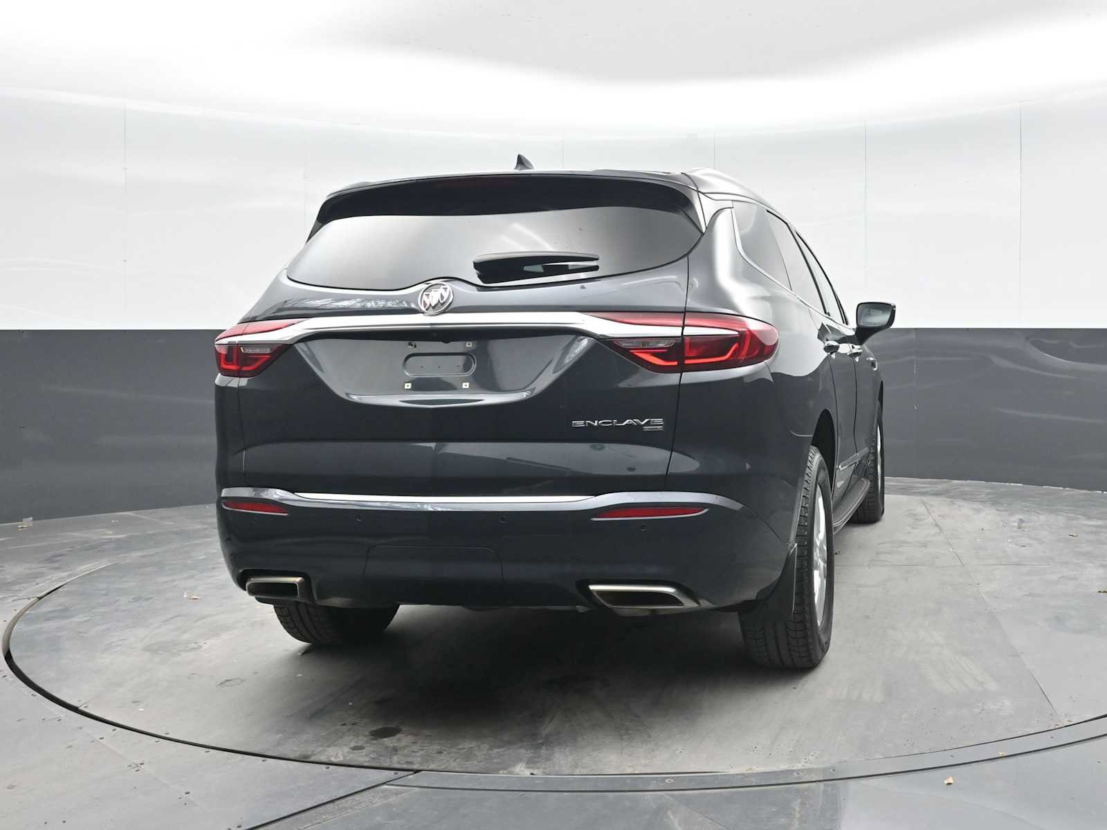Used 2019 Buick Enclave Premium AWD/4WD image 10