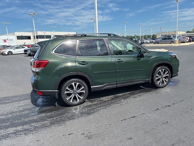 Used 2023 Subaru Forester Limited AWD/4WD image 7