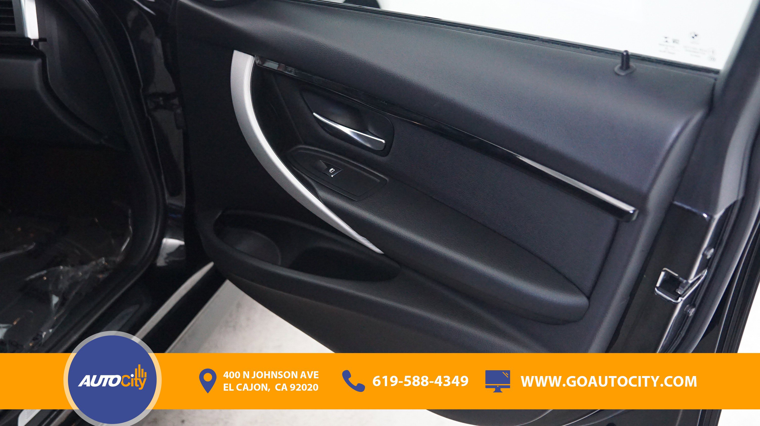 Used 2018 BMW 330e w/ M Sport Package image 19