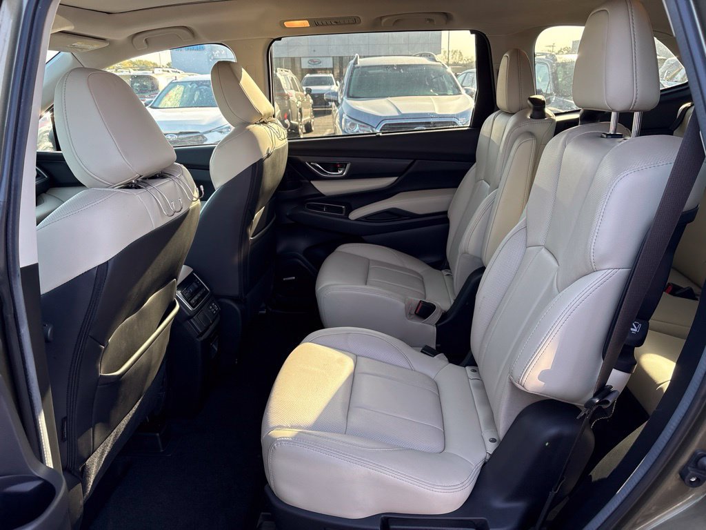 Used 2024 Subaru Ascent Limited w/ Technology Package AWD/4WD image 12