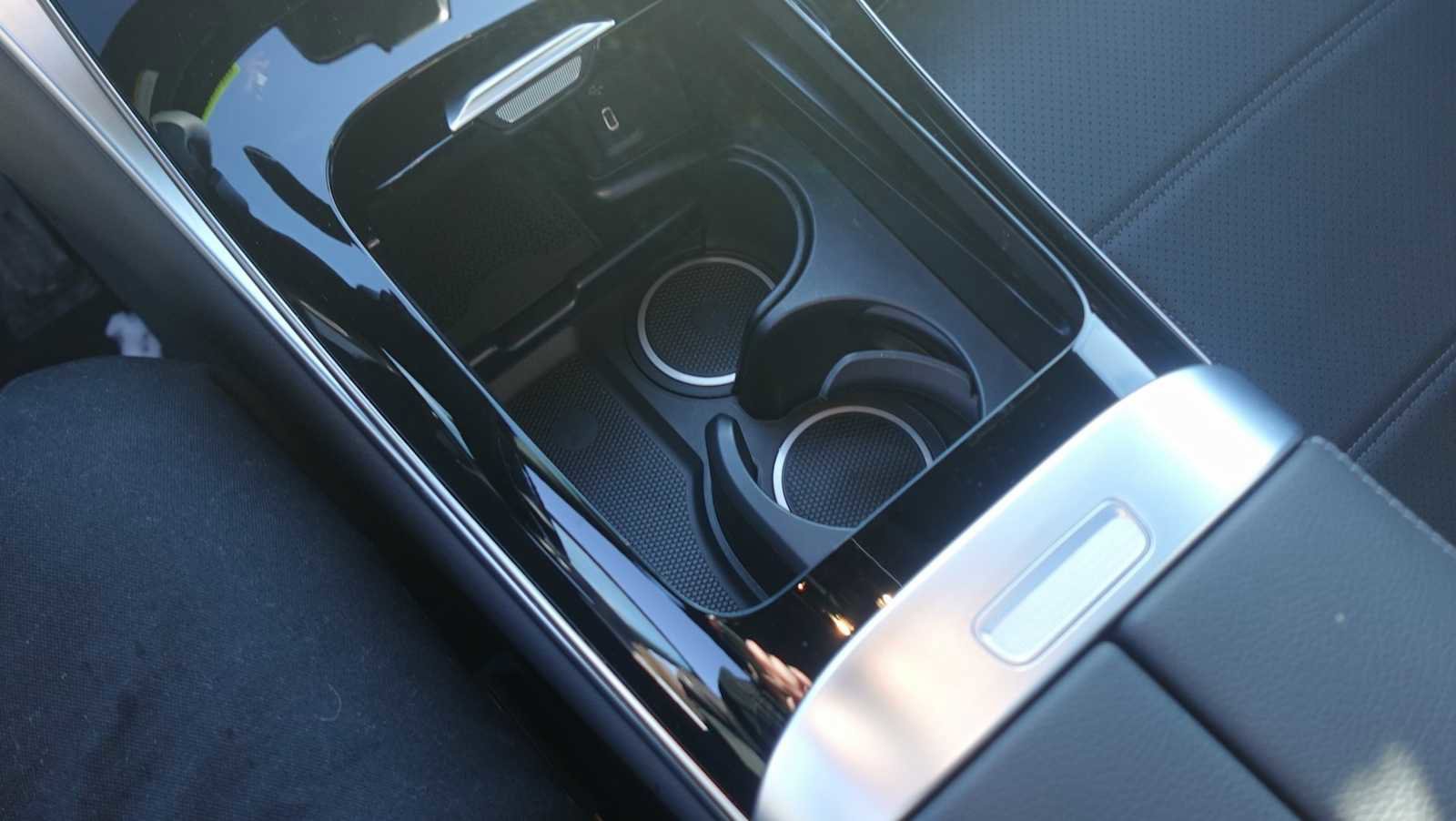 Used 2026 Mercedes-Benz GLC 300 4MATIC image 34