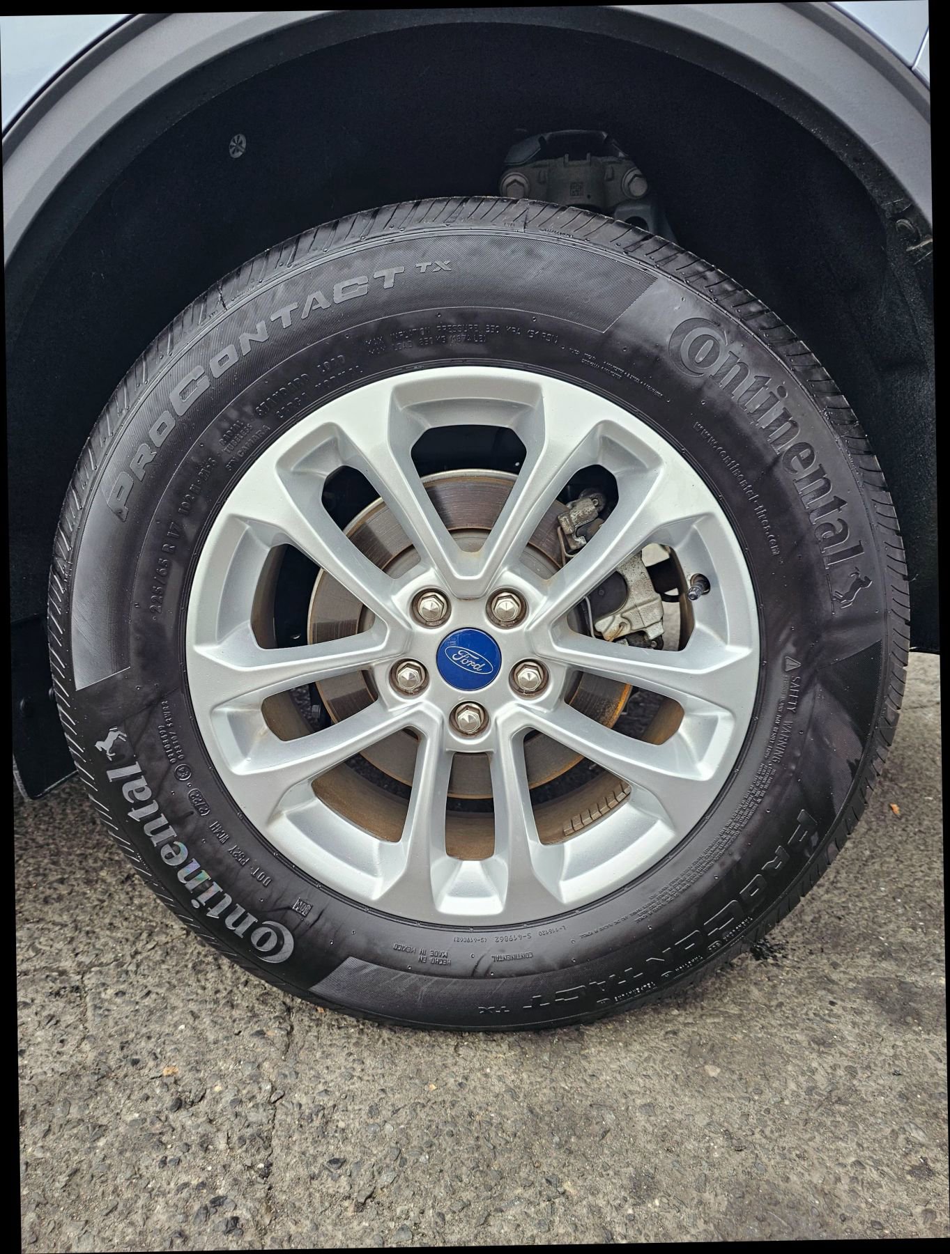 Used 2022 Ford Escape SE w/ Cold Weather Package image 35