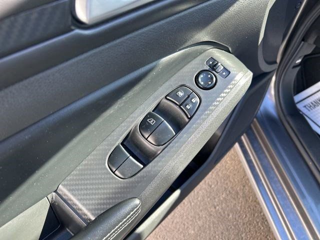 Used 2024 Nissan Altima 2.5 SV image 12