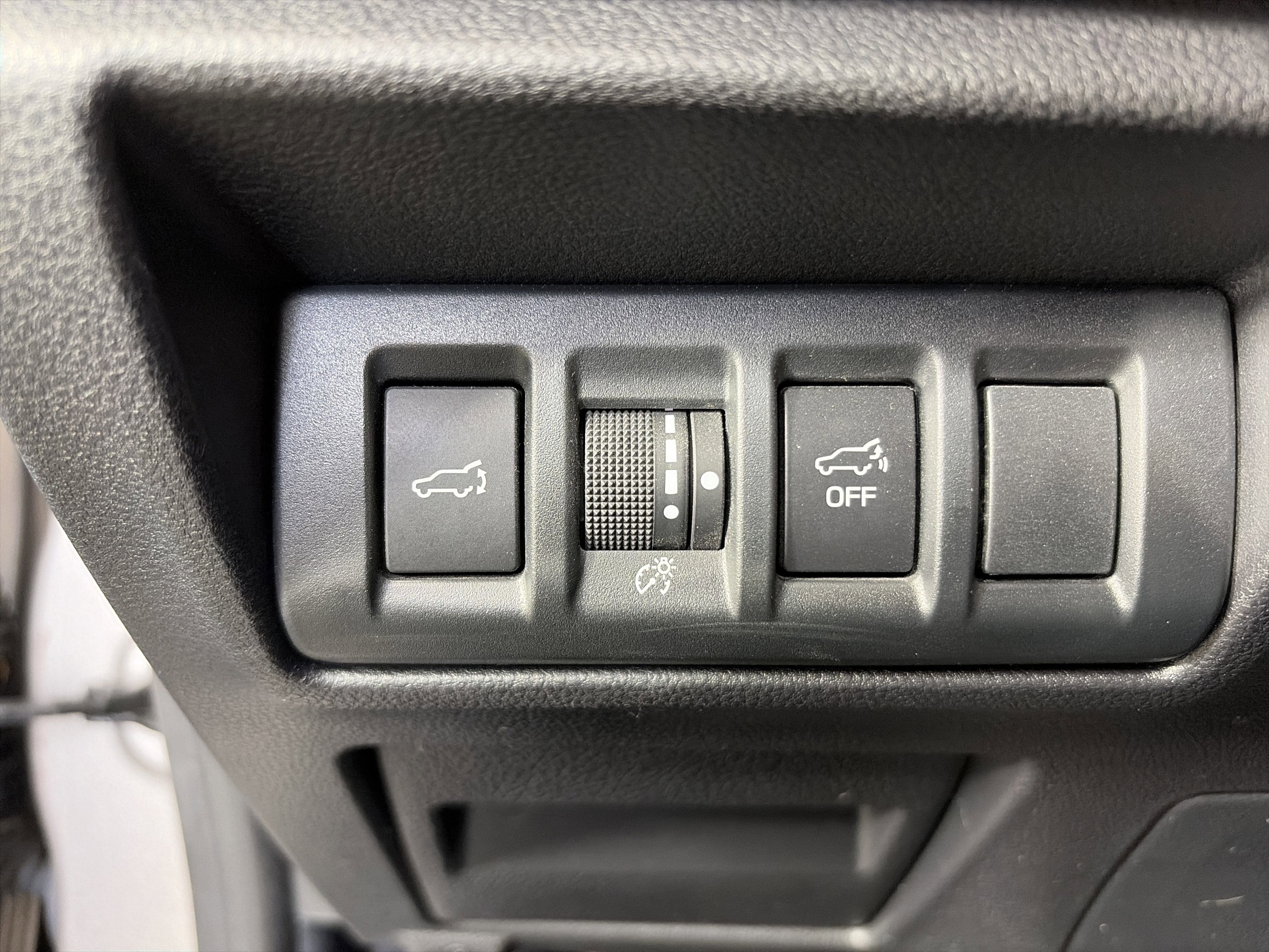 Used 2020 Subaru Outback Limited w/ Popular Package #2 AWD/4WD image 31