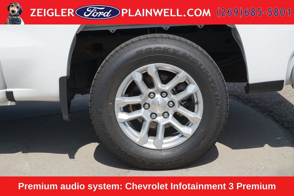 Used 2023 Chevrolet Silverado 1500 LT AWD/4WD image 9