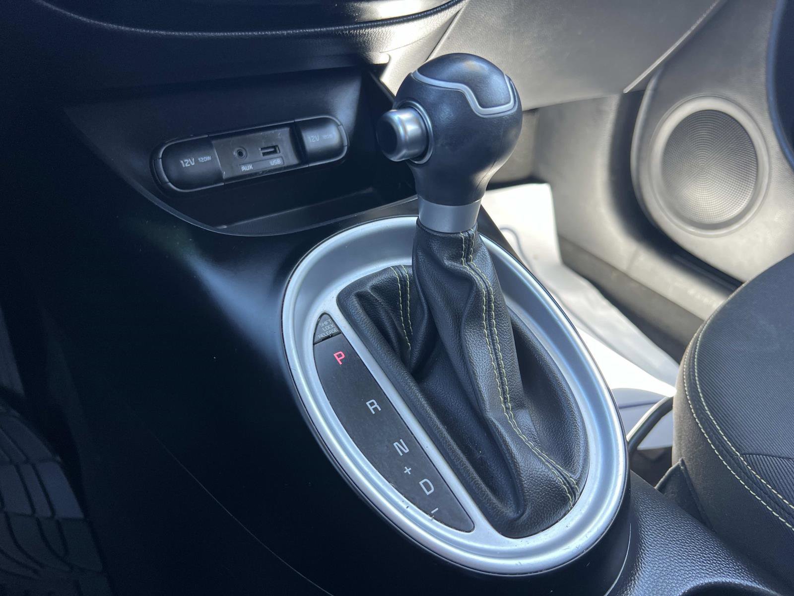 Used 2014 Kia Soul + image 14