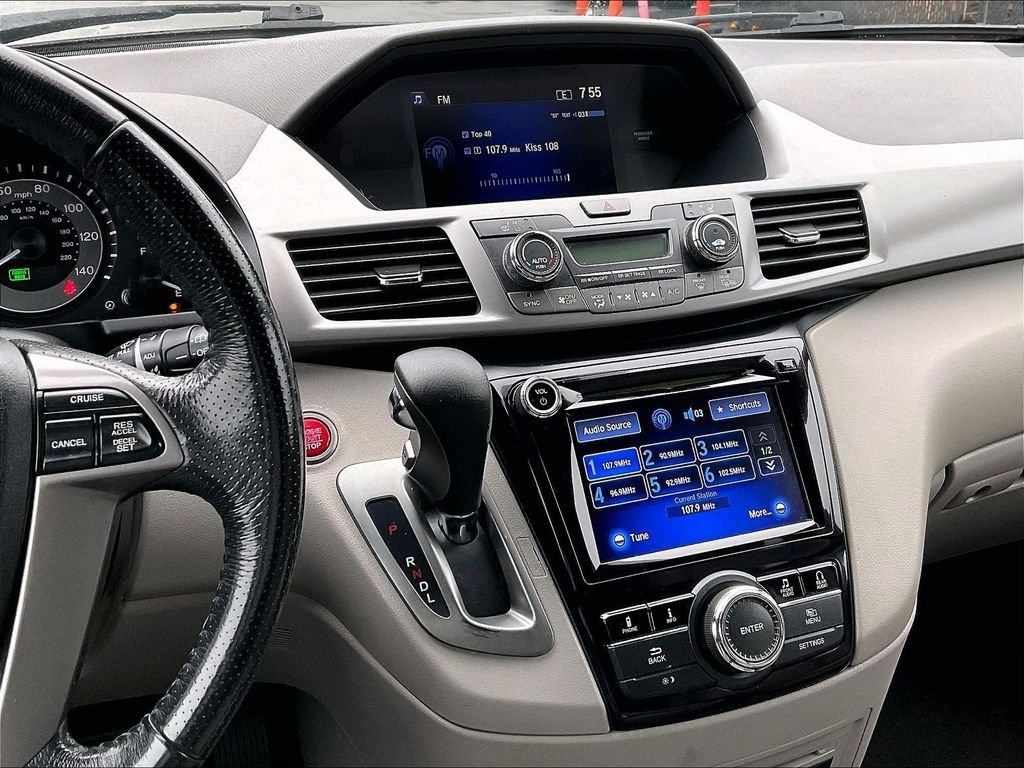 Used 2015 Honda Odyssey EX-L image 19