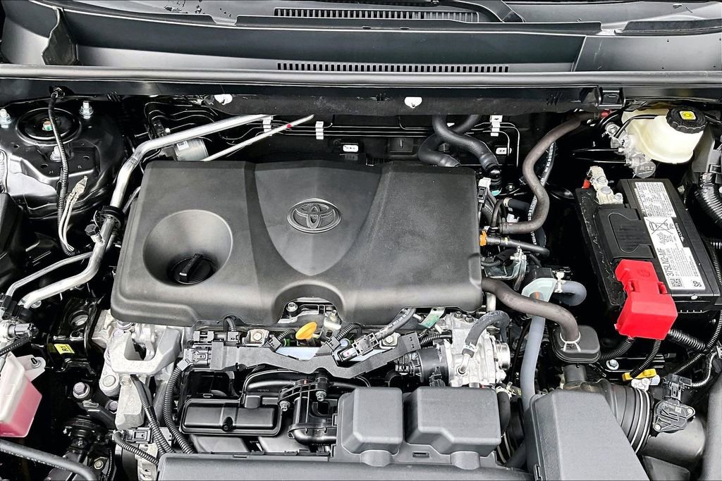 Used 2024 Toyota RAV4 Limited w/ Advanced Technology Package AWD/4WD image 31