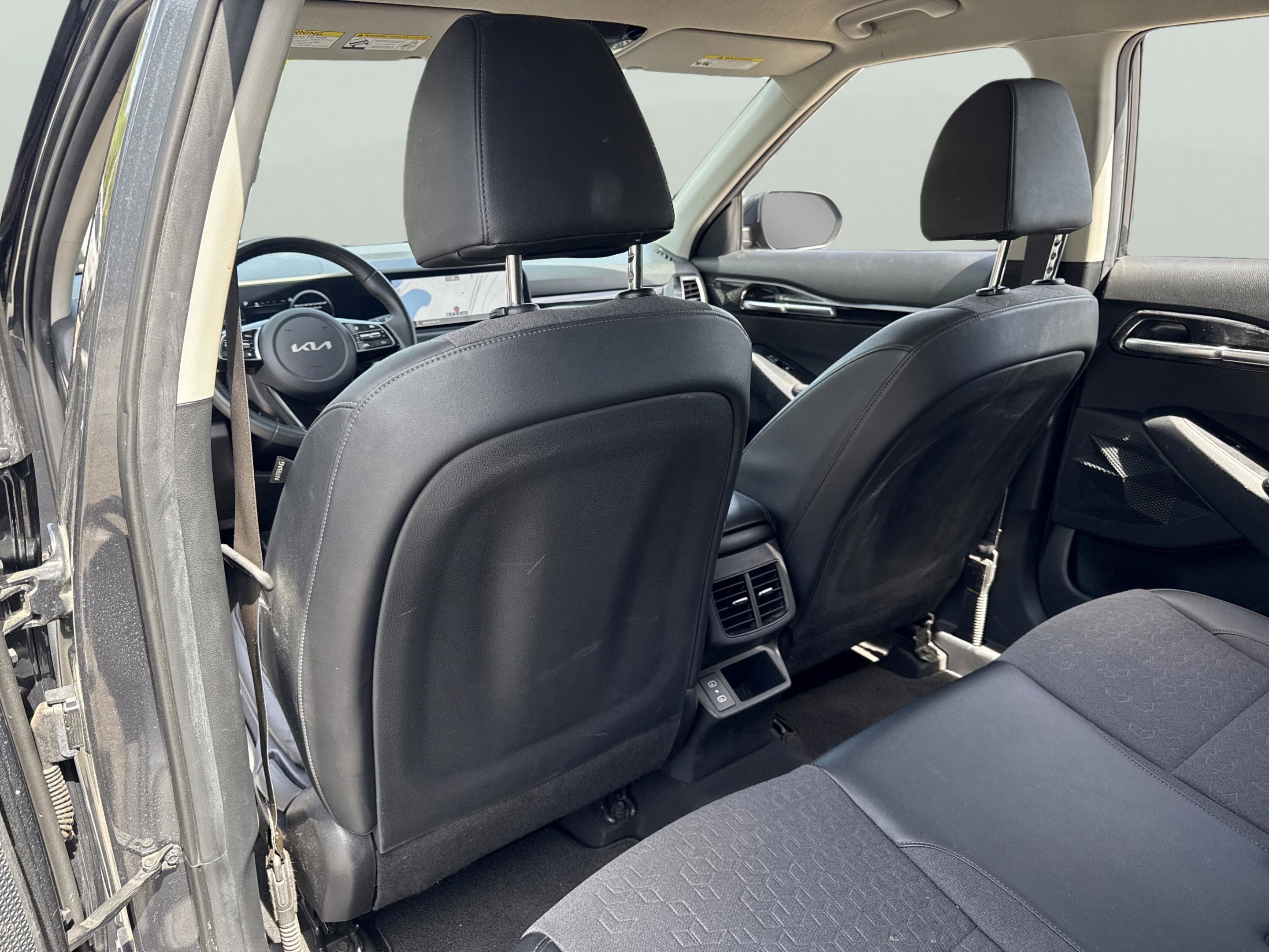 Certified 2024 Kia Seltos S FWD image 22