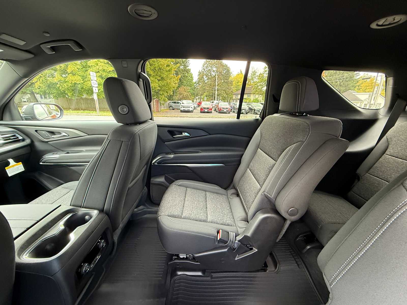 New 2026 Chevrolet Traverse LT w/ LPO, Floor Liner Package image 23
