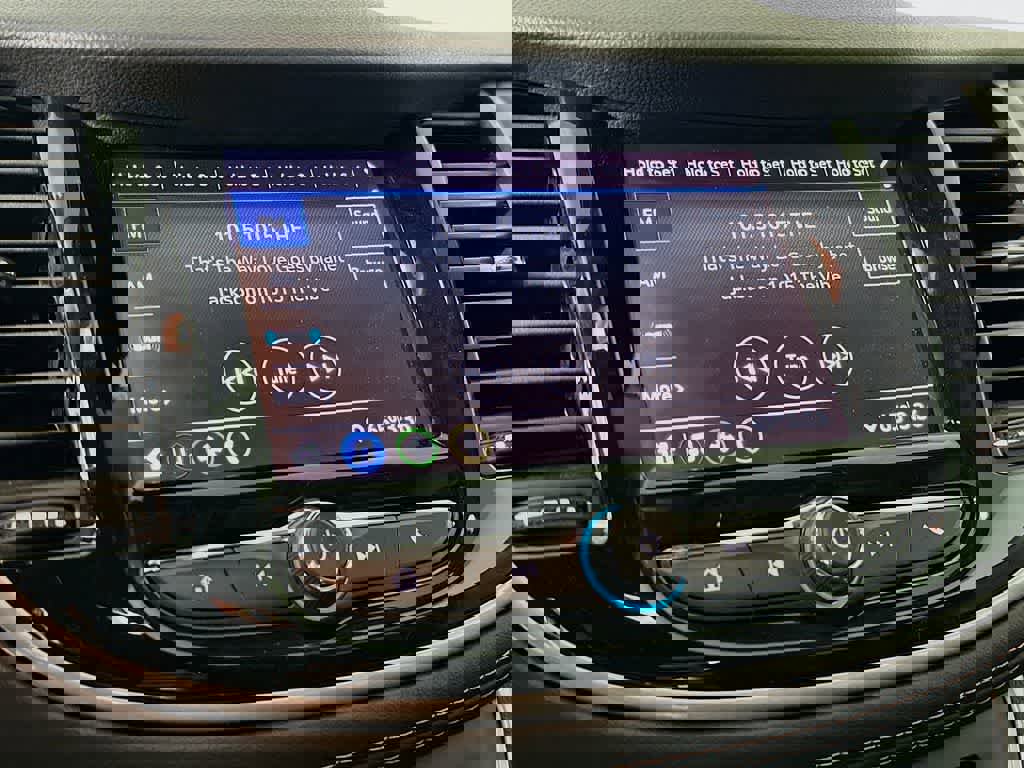 Used 2021 Chevrolet Trax LT w/ Driver Confidence Package image 16