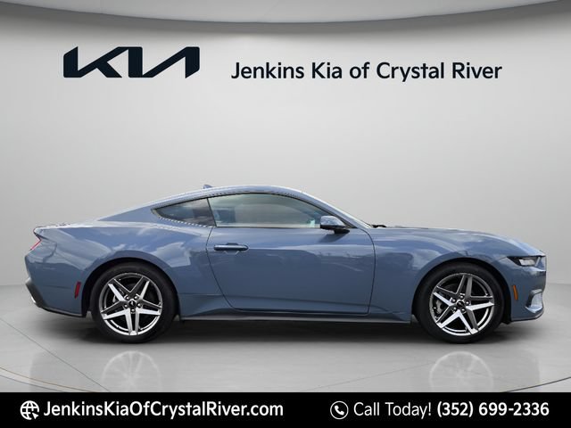 Used 2024 Ford Mustang Premium RWD image 4