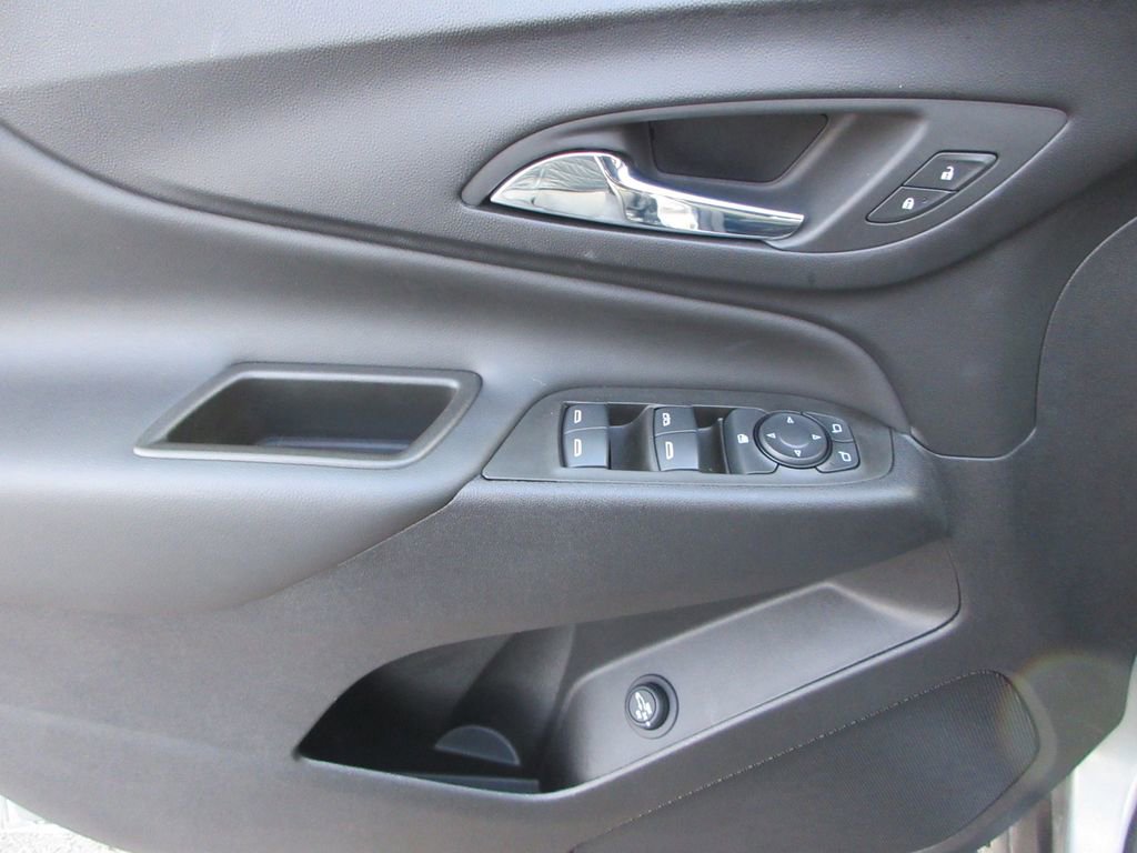 Used 2024 Chevrolet Equinox LT w/ LPO, Floor Liner Package image 22