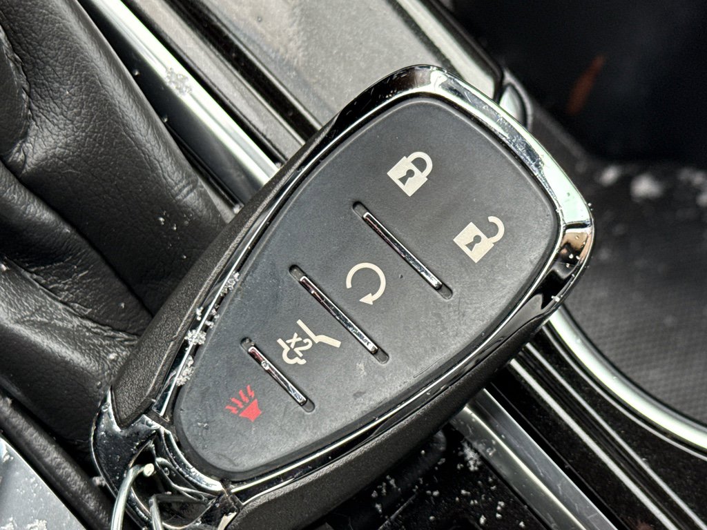 Used 2024 Chevrolet Equinox Premier image 23