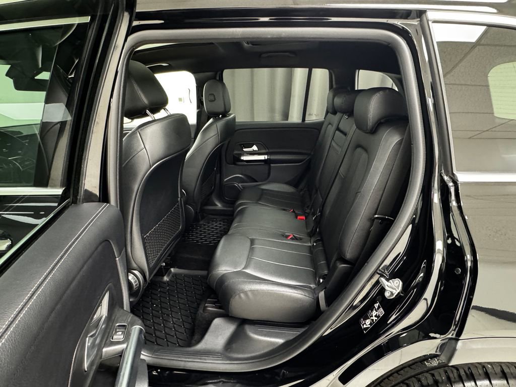 Used 2022 Mercedes-Benz GLB 250 GLB 250 w/ Premium Package Lite image 11