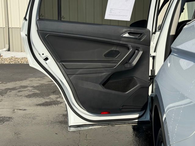 Used 2021 Volkswagen Tiguan SEL w/ 2-Row Tiguan MDO Package image 20