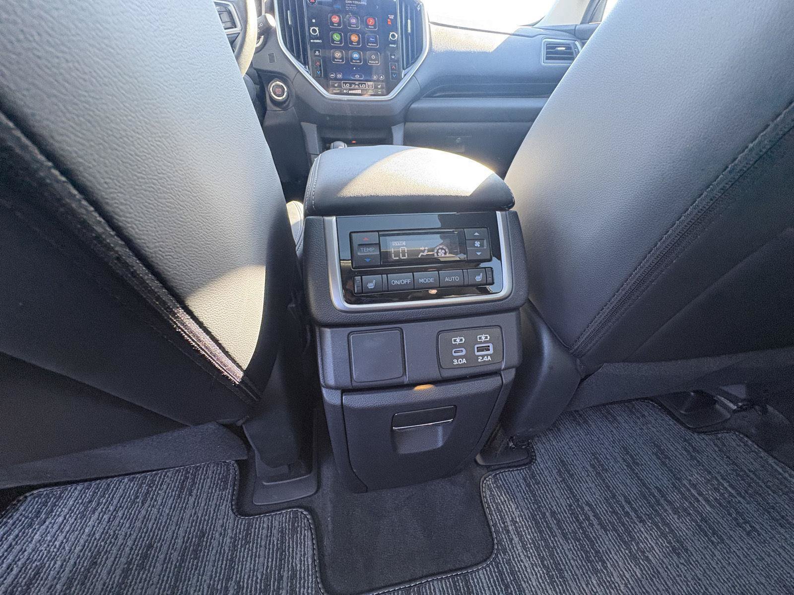 Used 2025 Subaru Ascent Limited AWD/4WD image 22