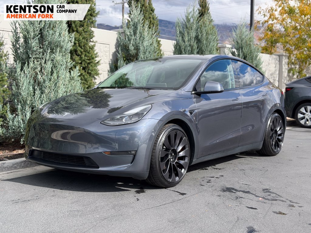 Used 2023 Tesla Model Y Performance AWD/4WD image 3